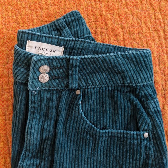 Dark Green Corduroy Pacsun Miniskirt - Picture 3 of 3